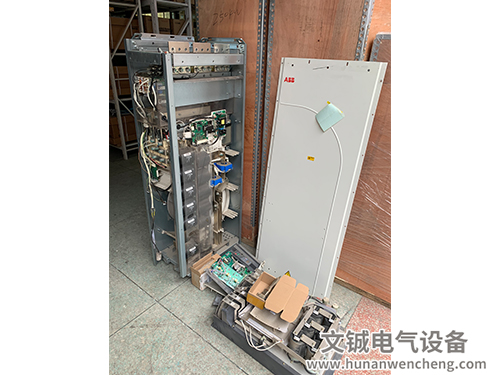 ABB-ACS800變頻器維修315KW (1)